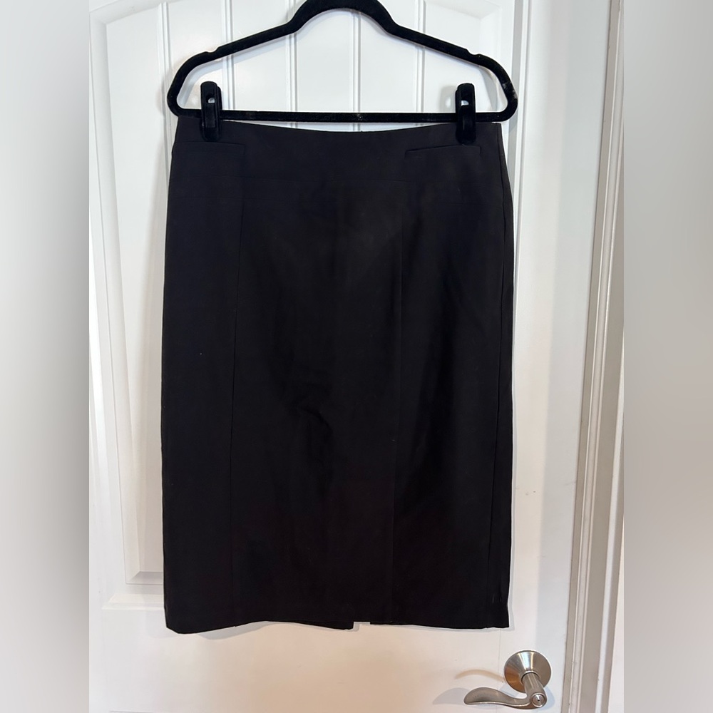 Avenue Classic Black Pencil Skirt